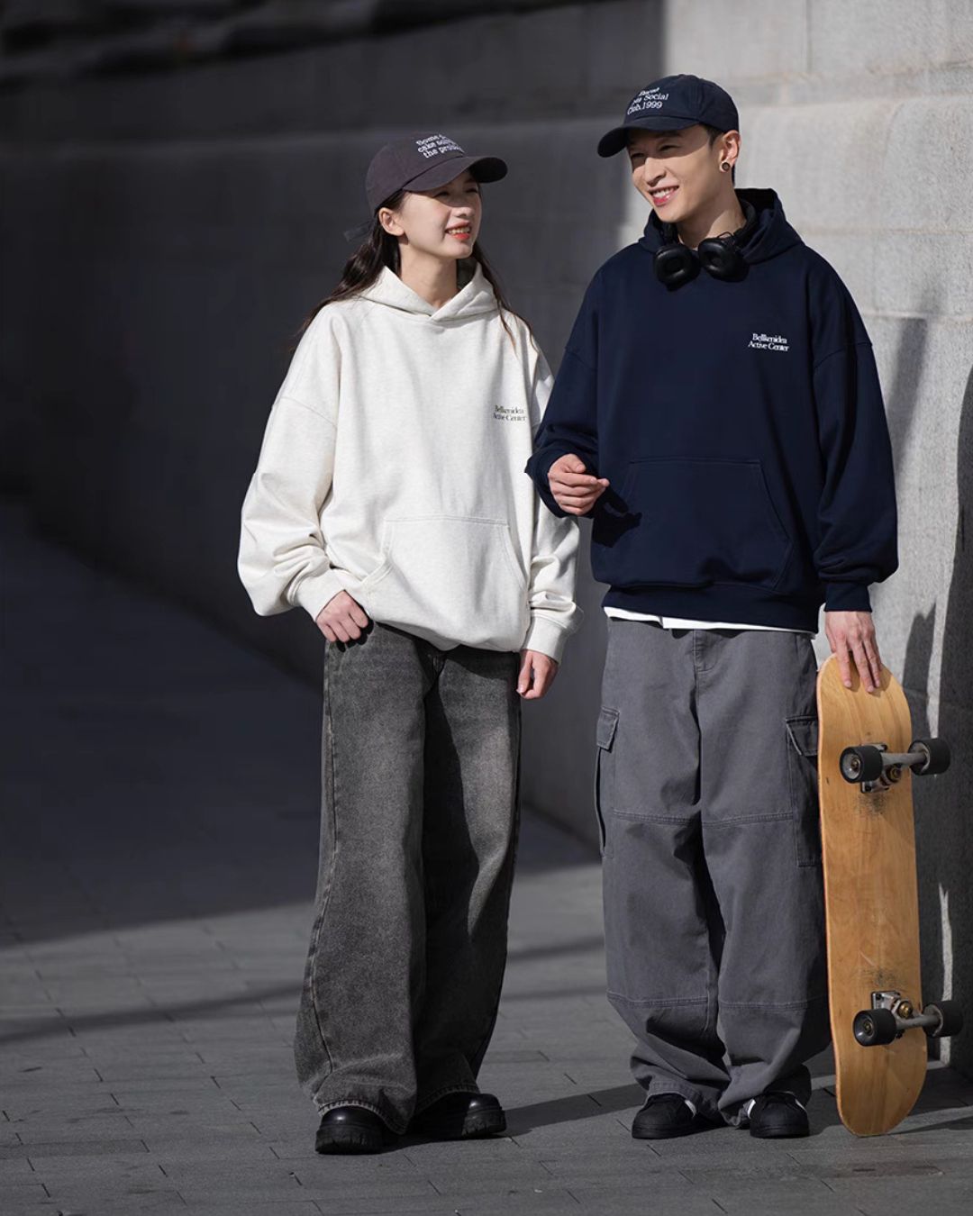 Basic Text Logo Hoodie HD065