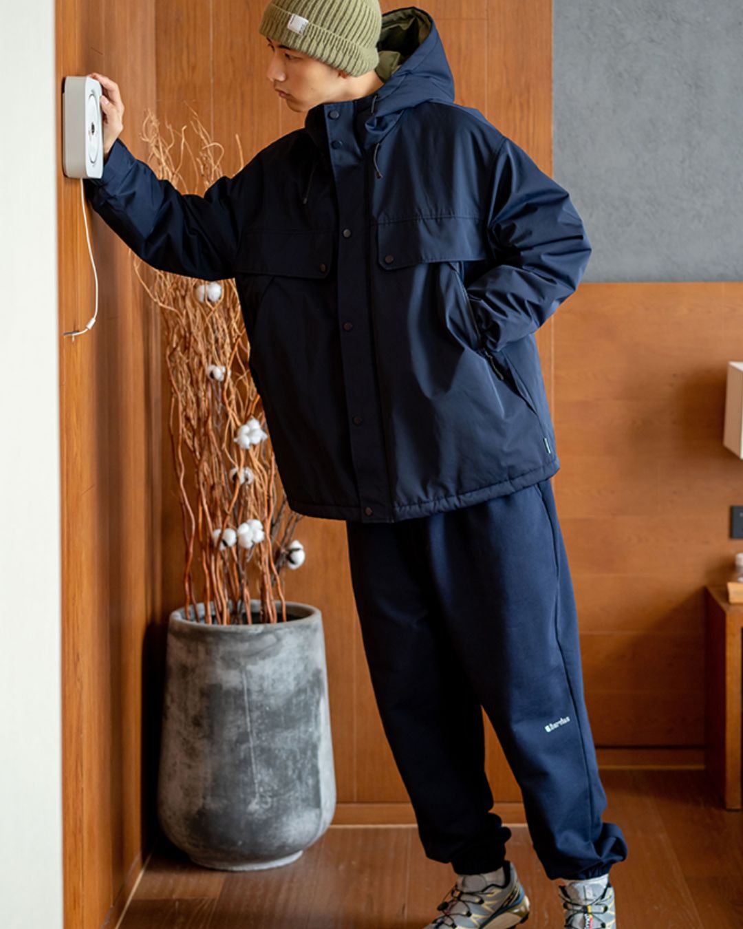 Padded Outdoor Hood Jacket JK241
