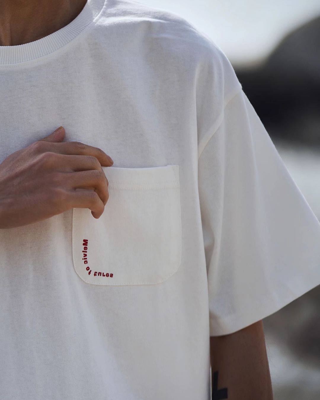 Back Logo Pocket T-shirt ST066