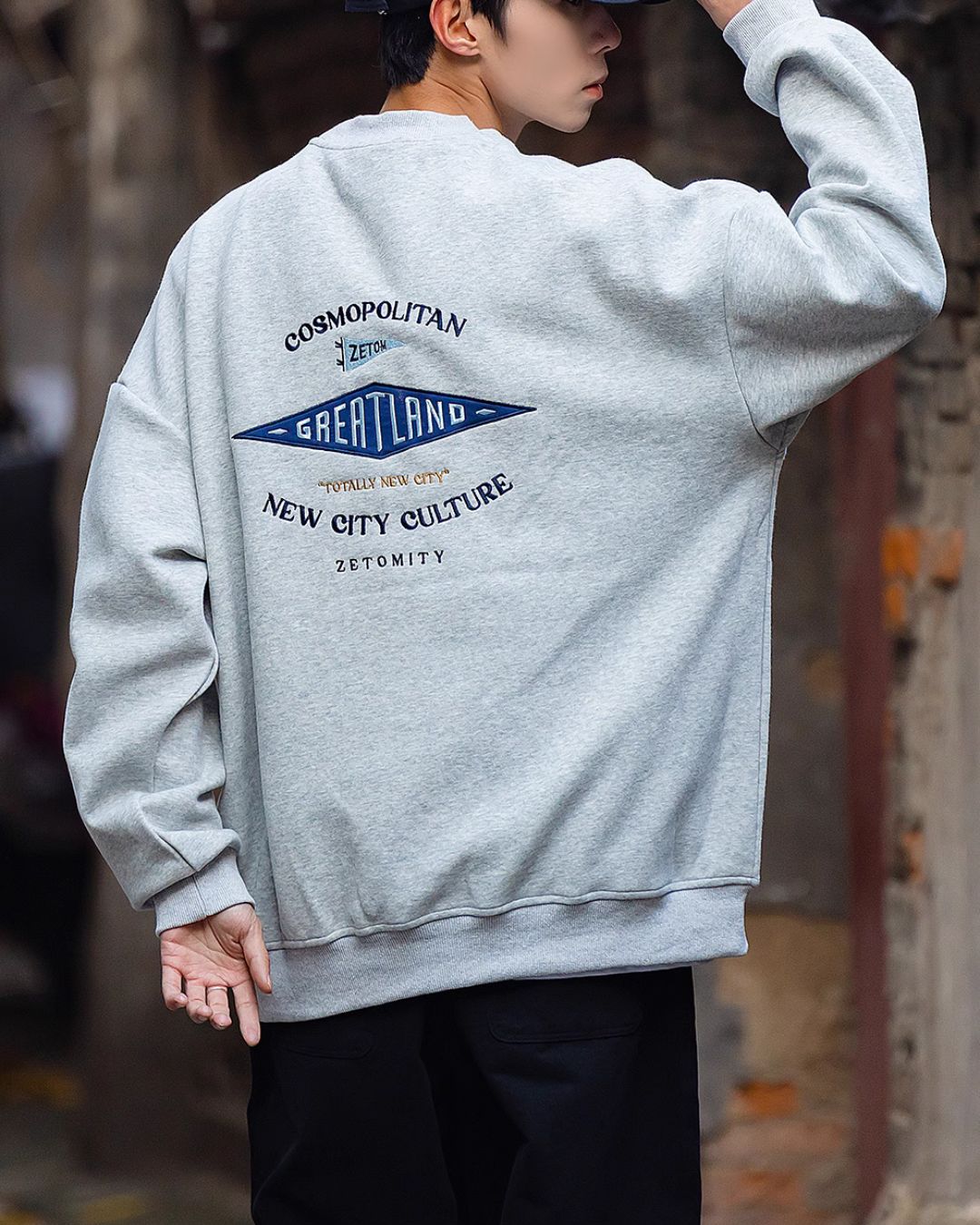 【10日以内お届け】Back Print Sweat SW029