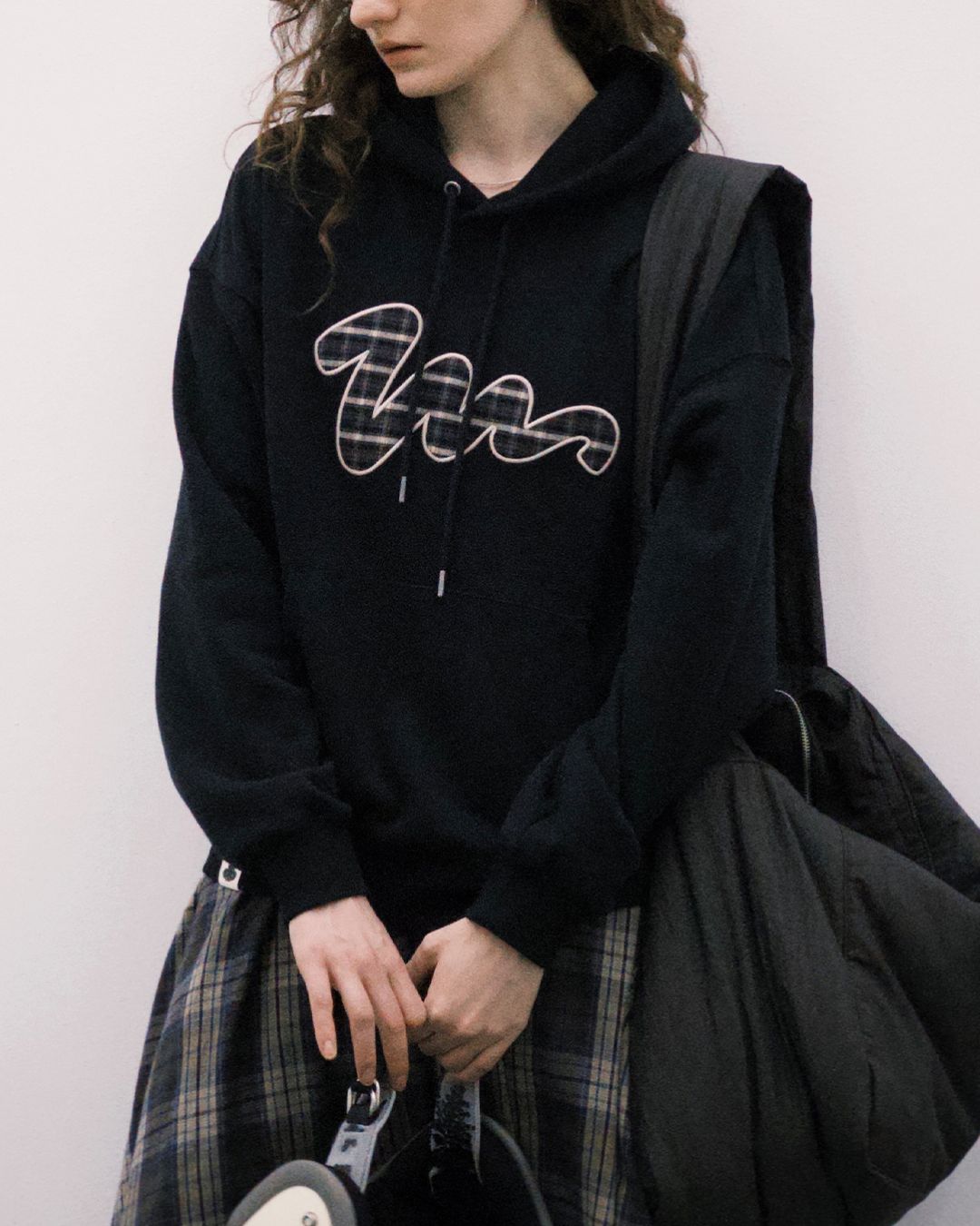 Check Patch Hoodie HD074