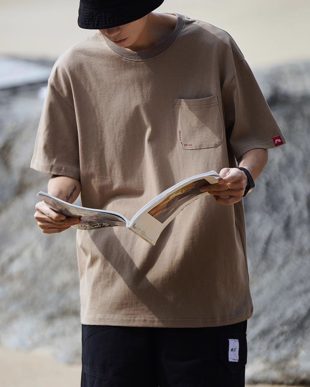 Back Logo Pocket T-shirt ST066