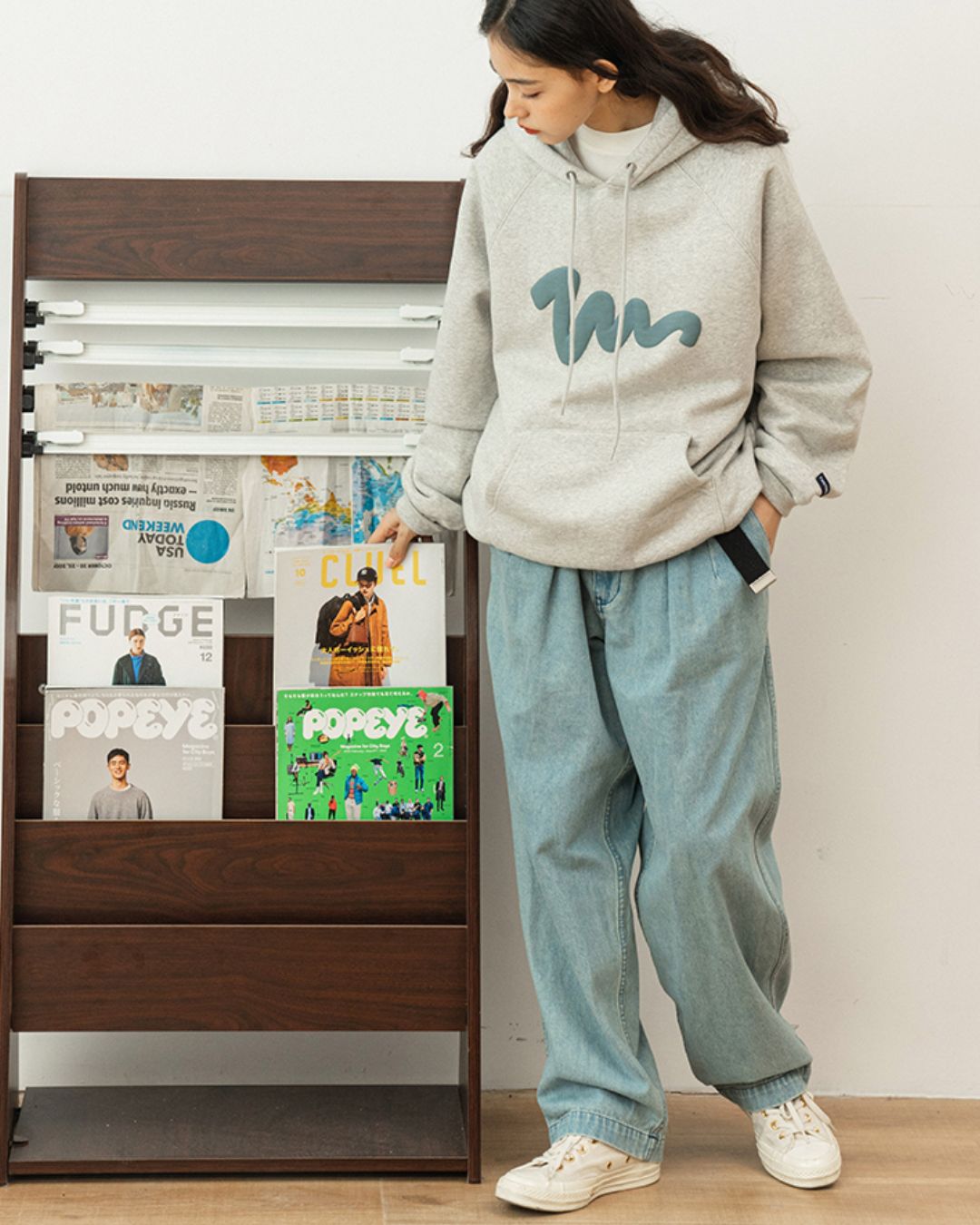 Painted Logo Hoodie HD011