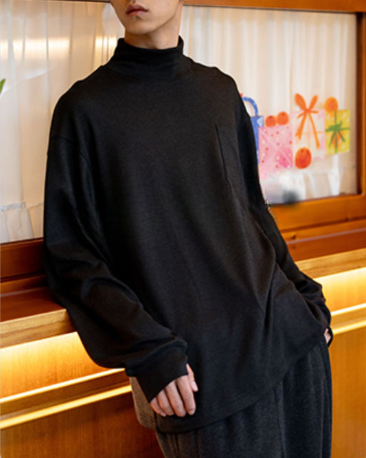 High-neck Pocket T-shirt LT078