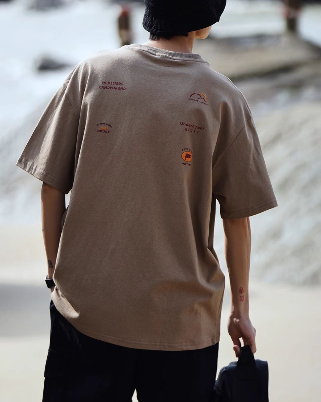 Back Logo Pocket T-shirt ST066