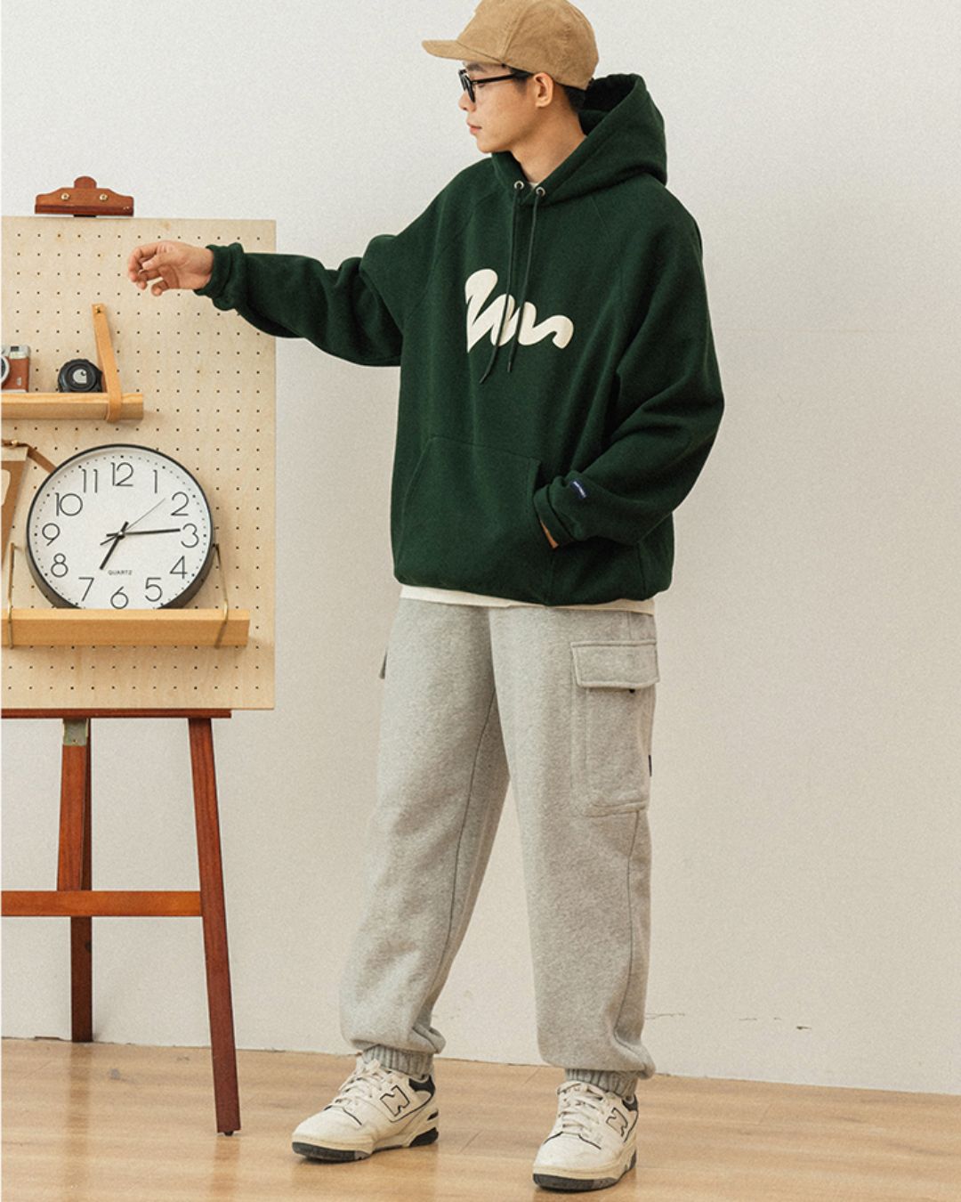 Painted Logo Hoodie HD011