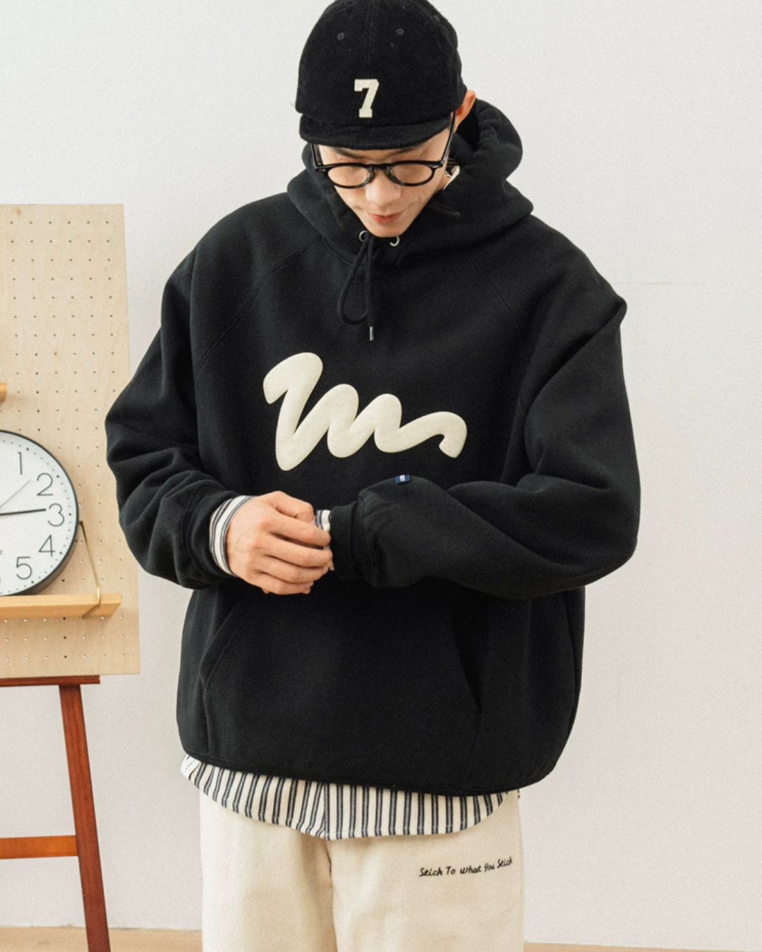 Painted Logo Hoodie HD011