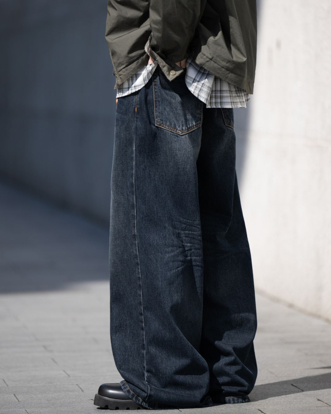 Vintage Navy Straight Denim DP056