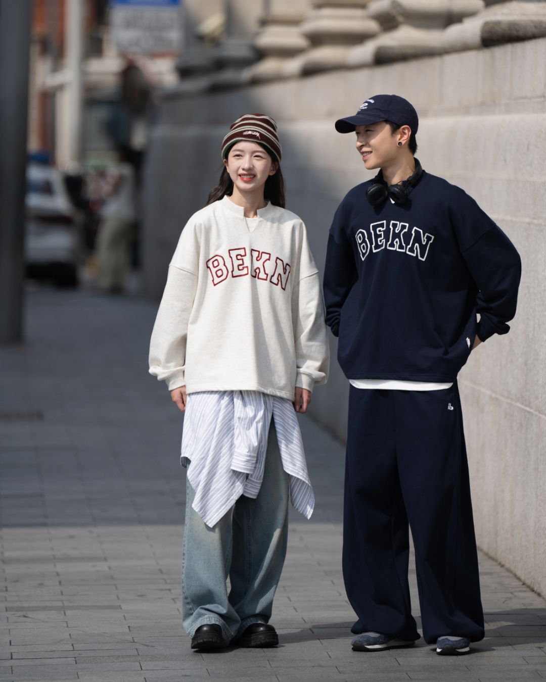 Slit Neck Pullover SW080