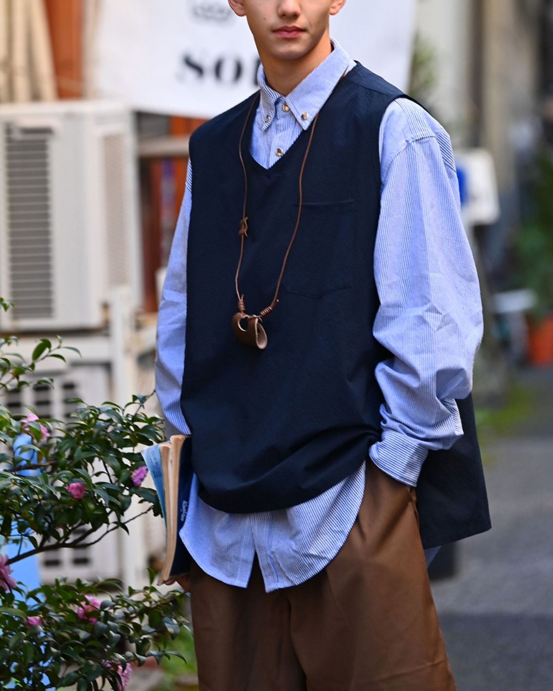 V-neck Casual Vest VT022