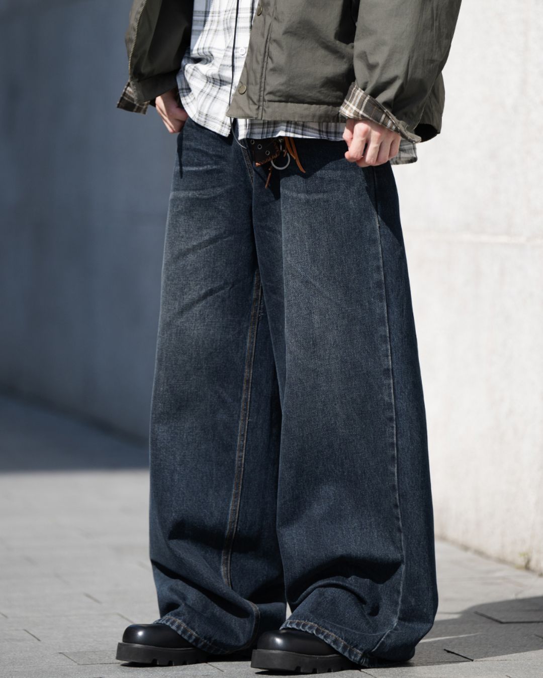 Vintage Navy Straight Denim DP056