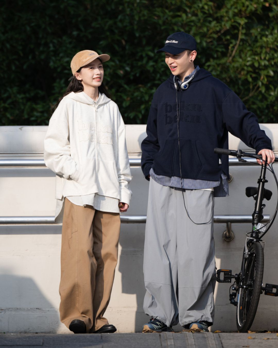 Cut-off Sleeve Hoodie HD078