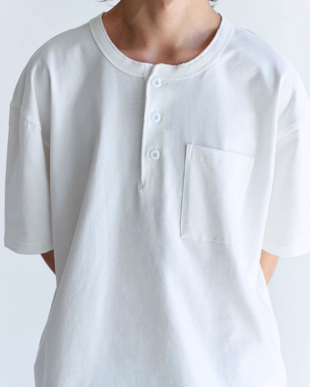 Basic Henley Collar T-shirt ST162