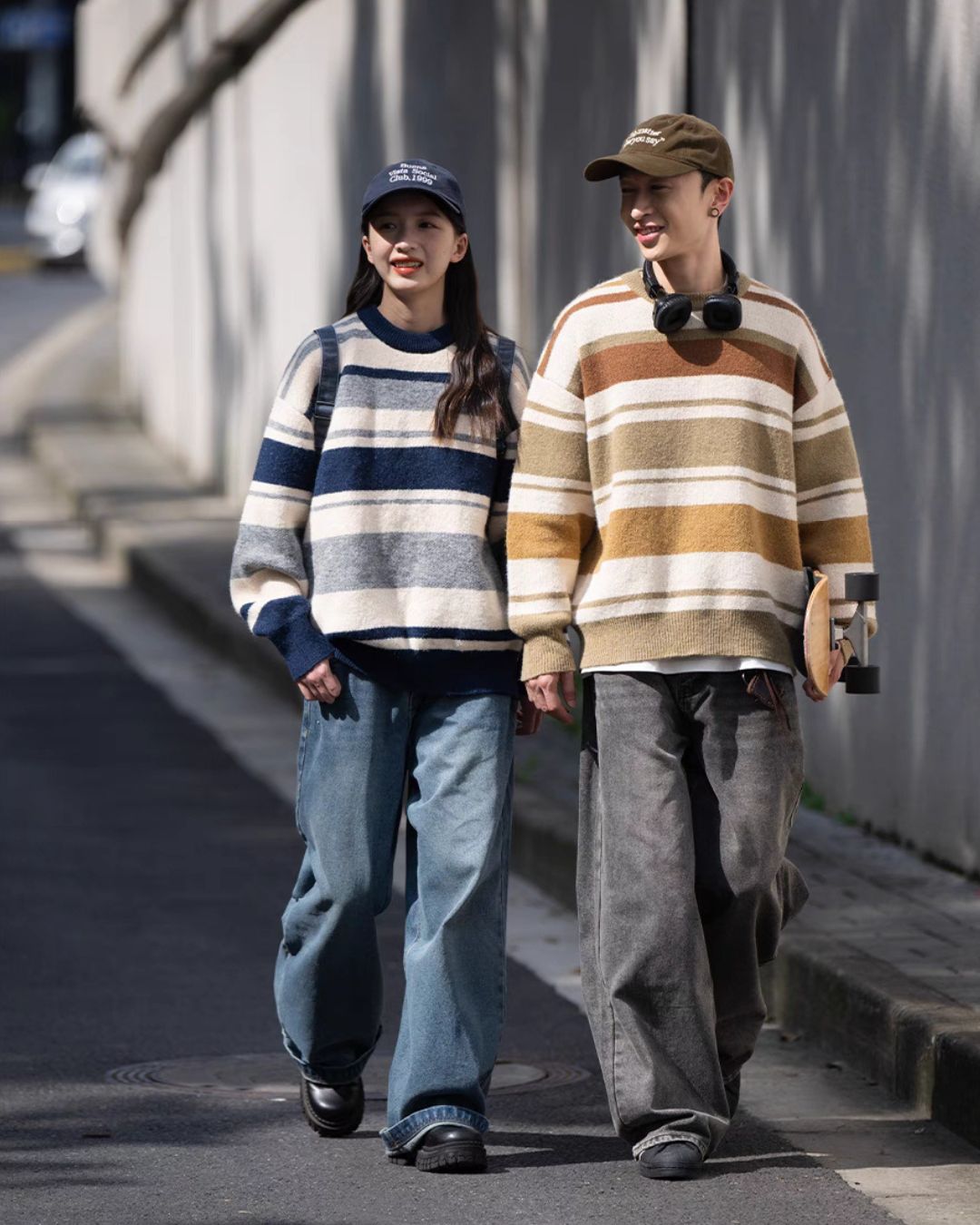 Wool Neck Border Sweater KN042