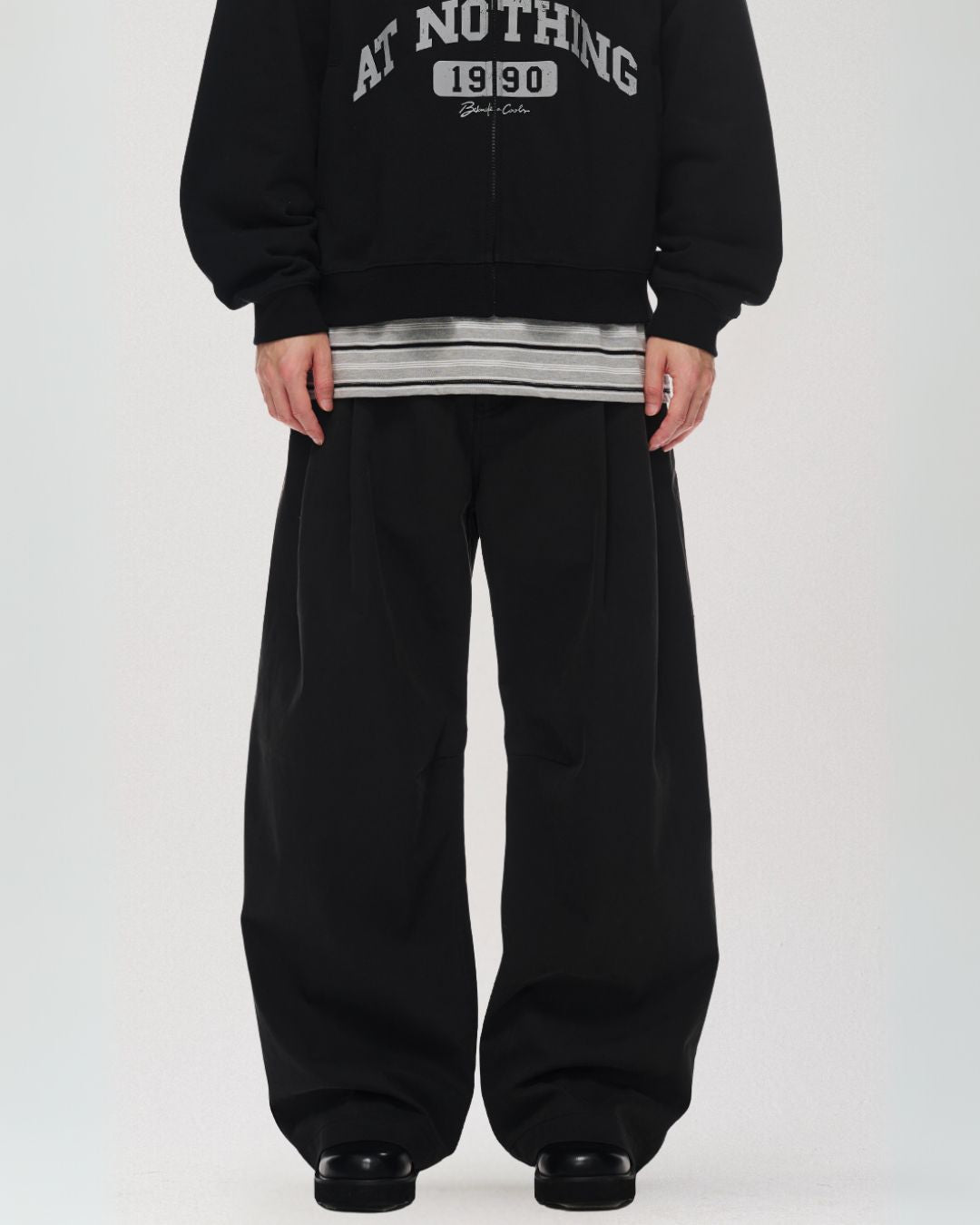 Tuck Wide Curved Pants WP084