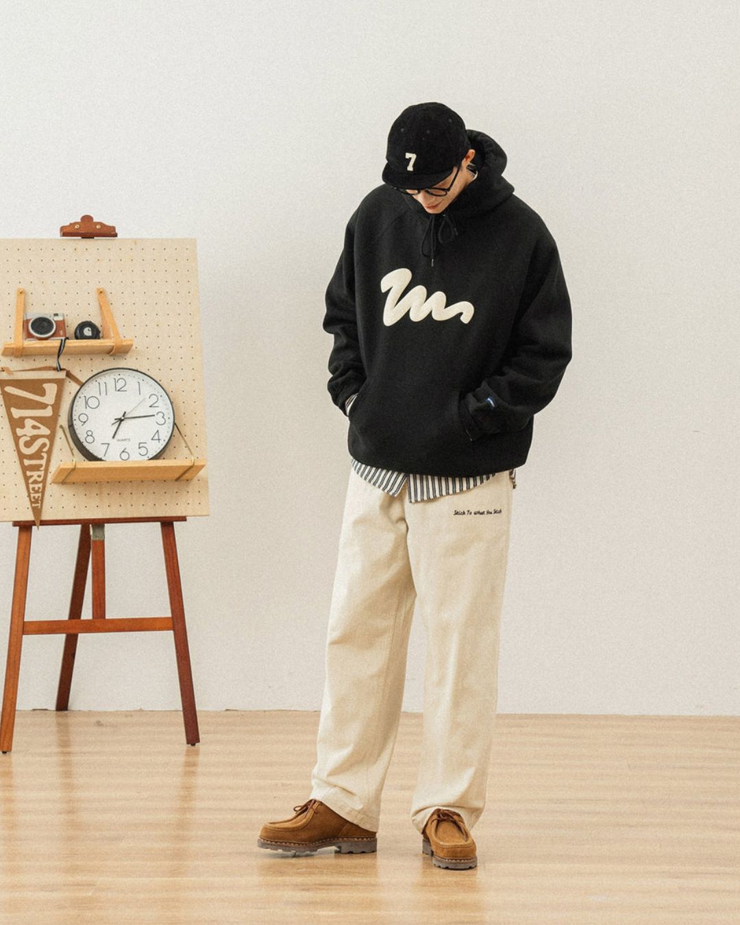 Painted Logo Hoodie HD011