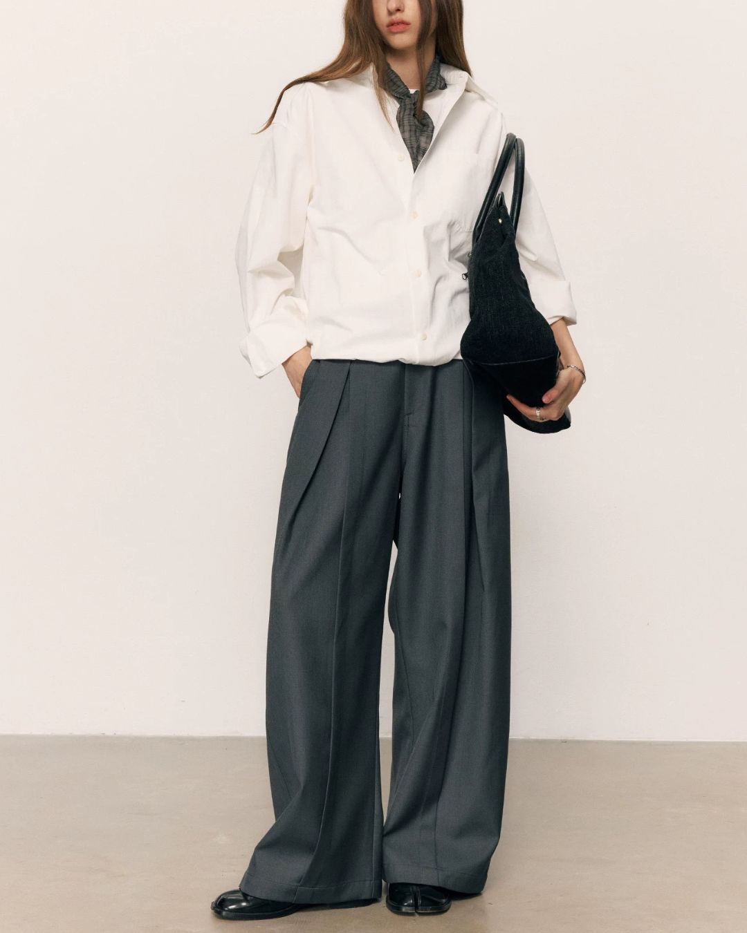 Cross Tuck Slacks　SL004
