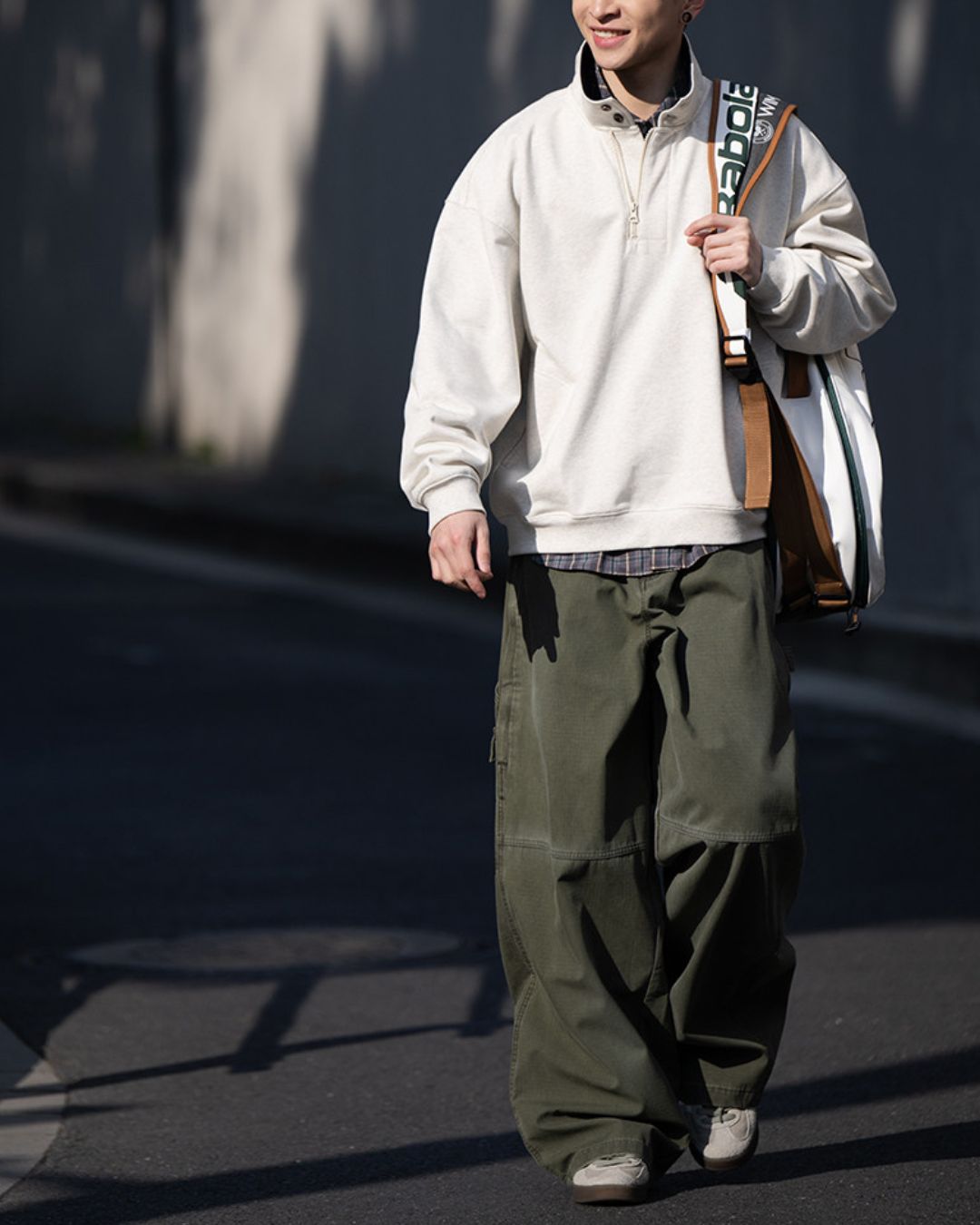 【10日以内お届け】Half-zip Buttoned Sweat　SW096