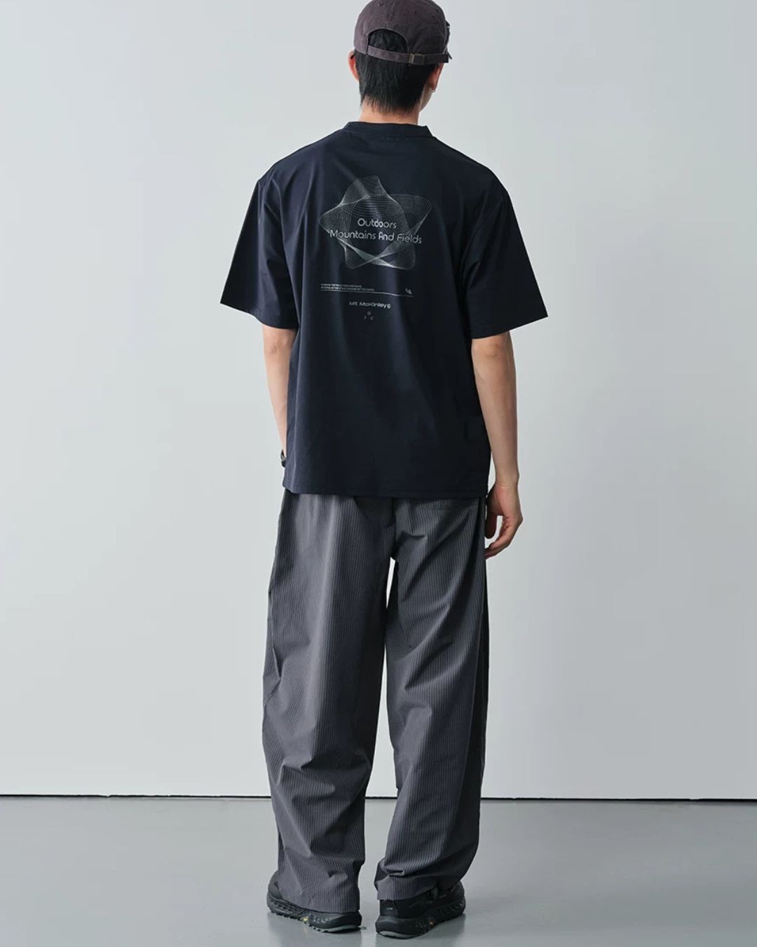 Starburst Graphic T-Shirt　ST207