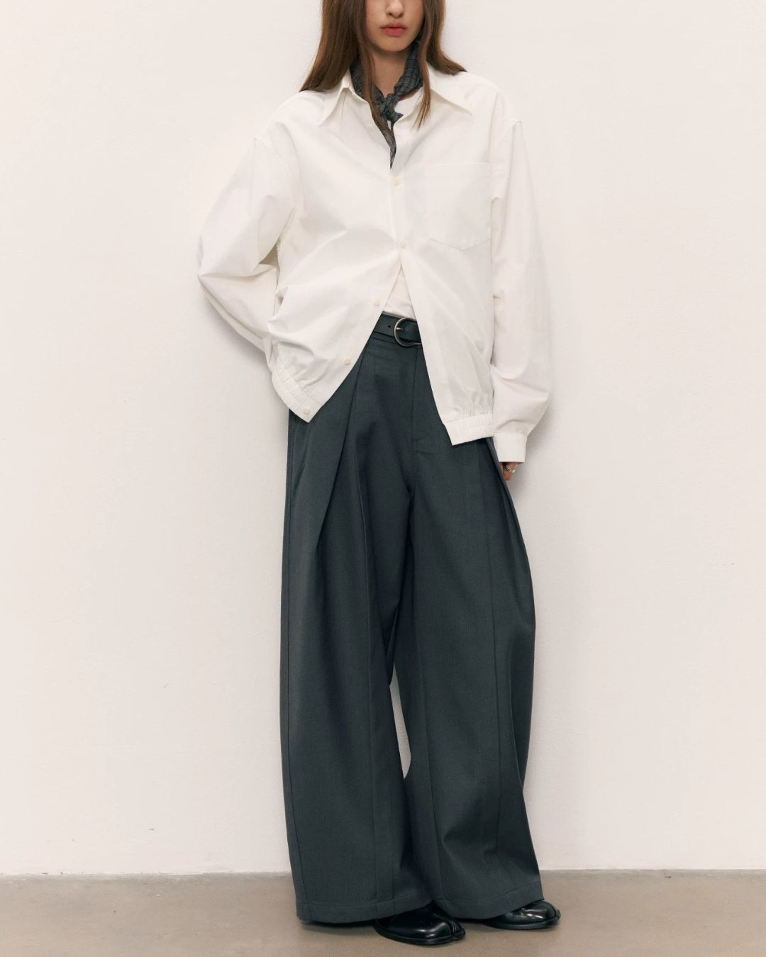 Cross Tuck Slacks　SL004