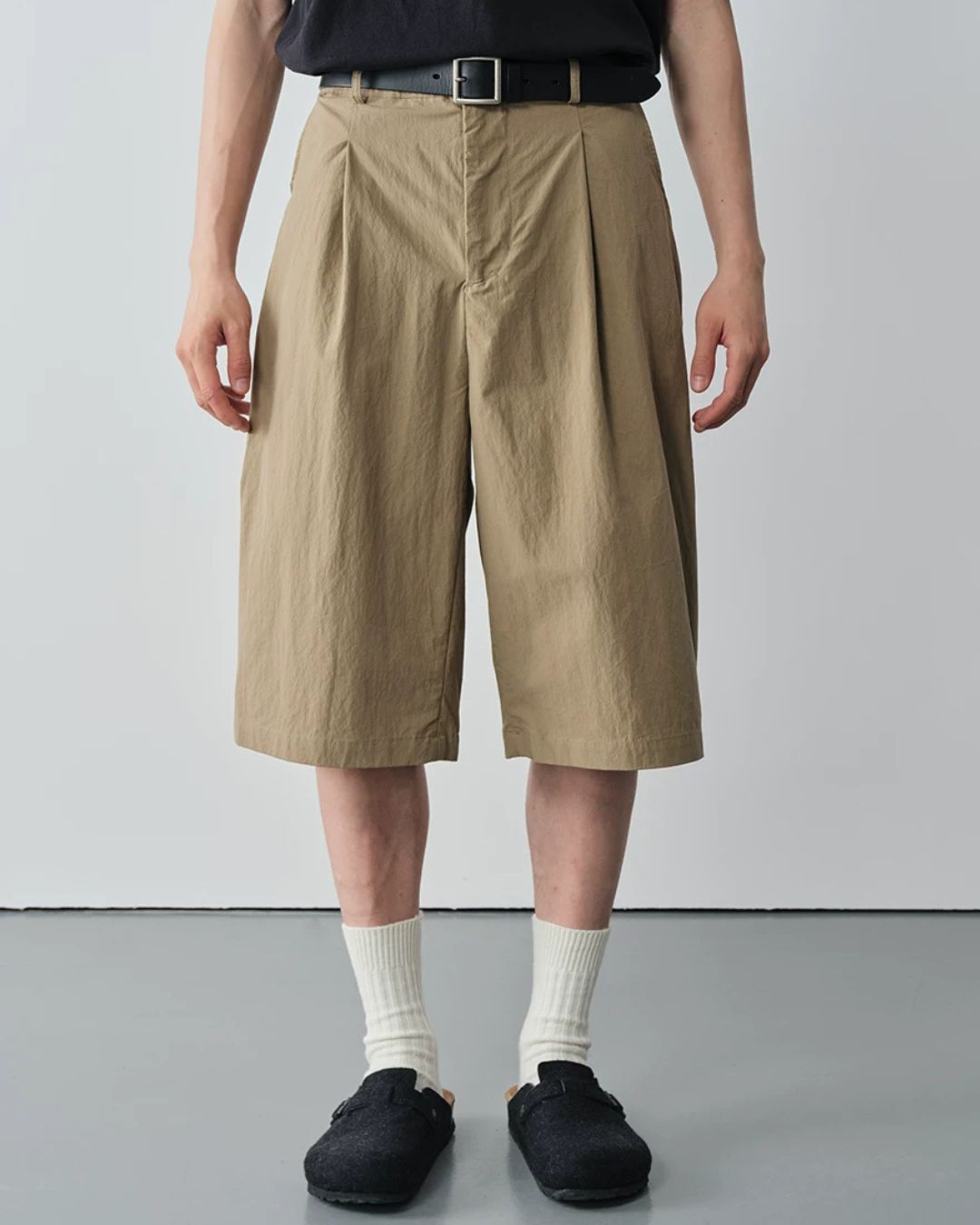 Cotton-Nylon Pleated Shorts　SP077
