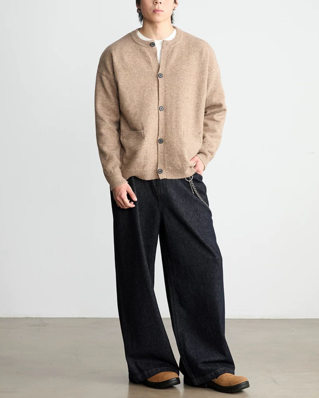 Brushed Crewneck Cardigan　KN059