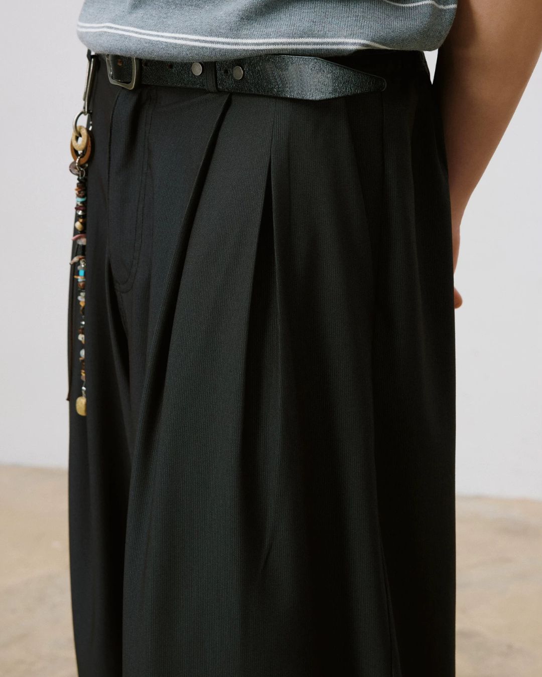 Pleated Cooling Slacks　SL002