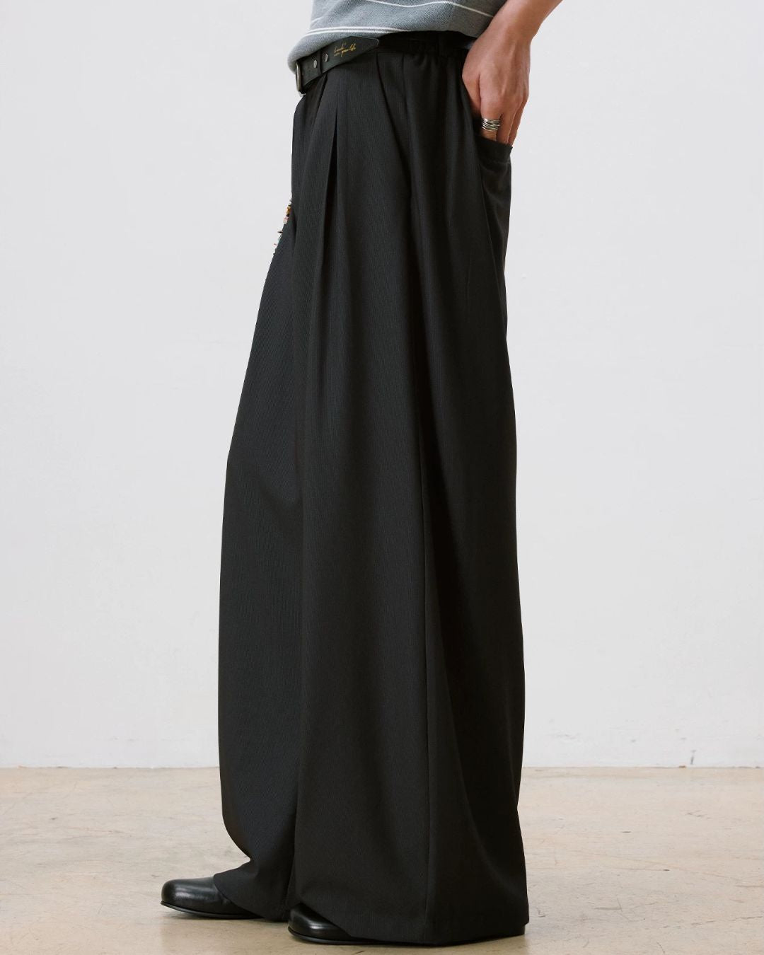 Pleated Cooling Slacks　SL002