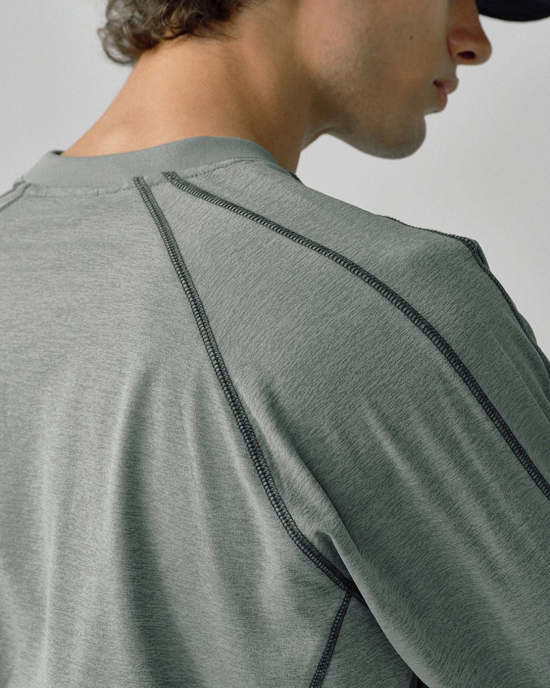 【10日以内お届け】Breathable Stitched T-shirt　LT080