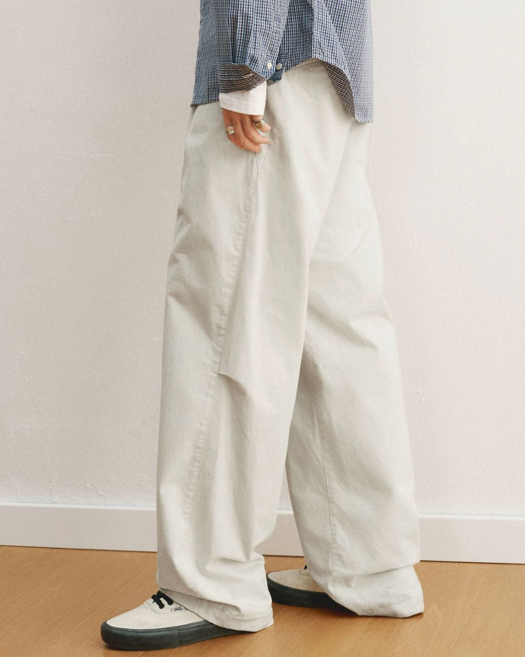 Arc Tuck Wide Pants　WP120
