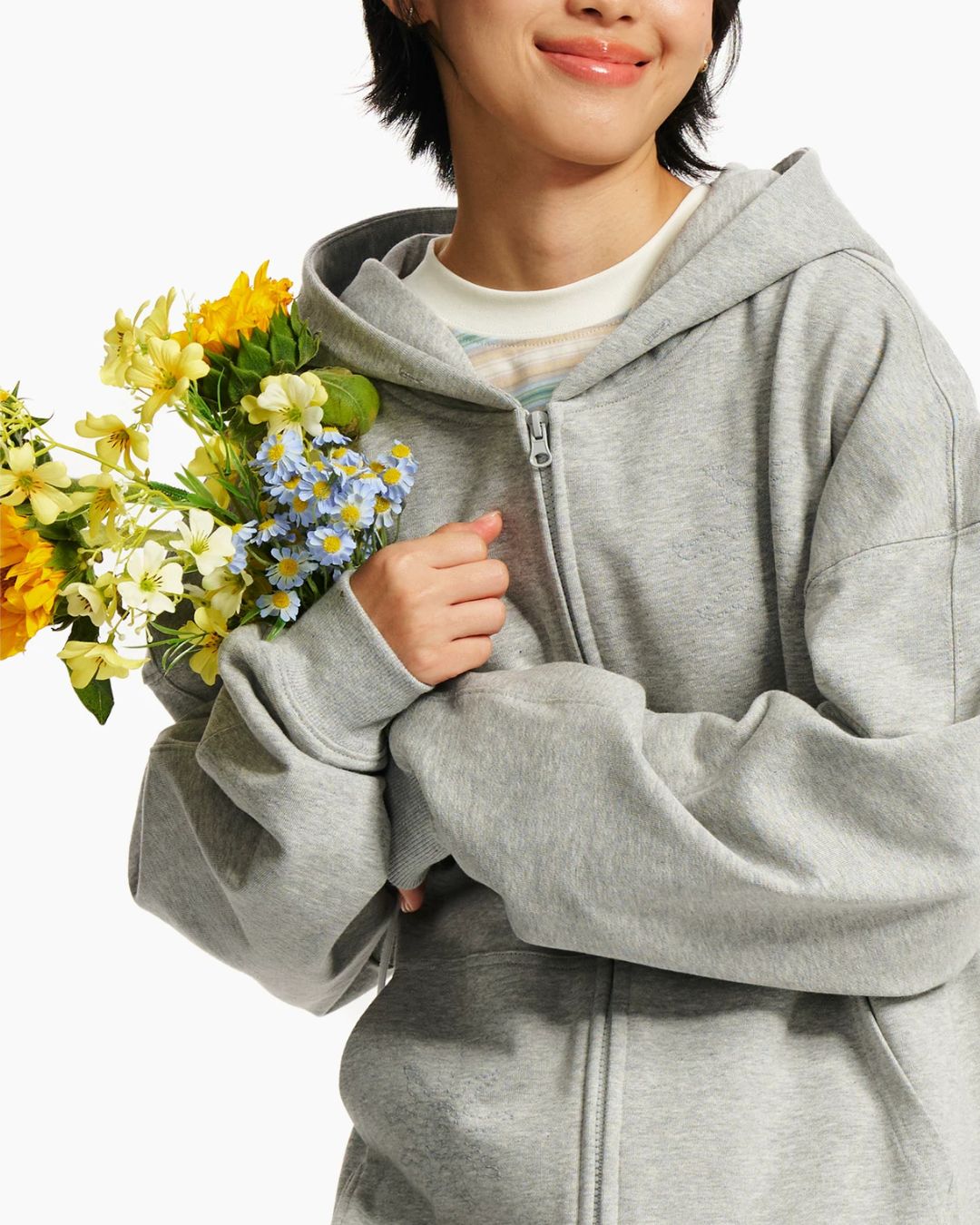 Tonal Embroidery Zip Hoodie　HD081