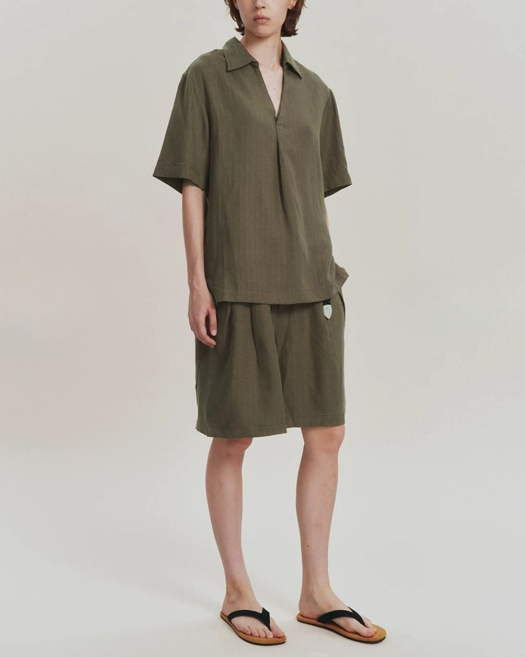 Linen Relaxed Pleated Shorts　SP080