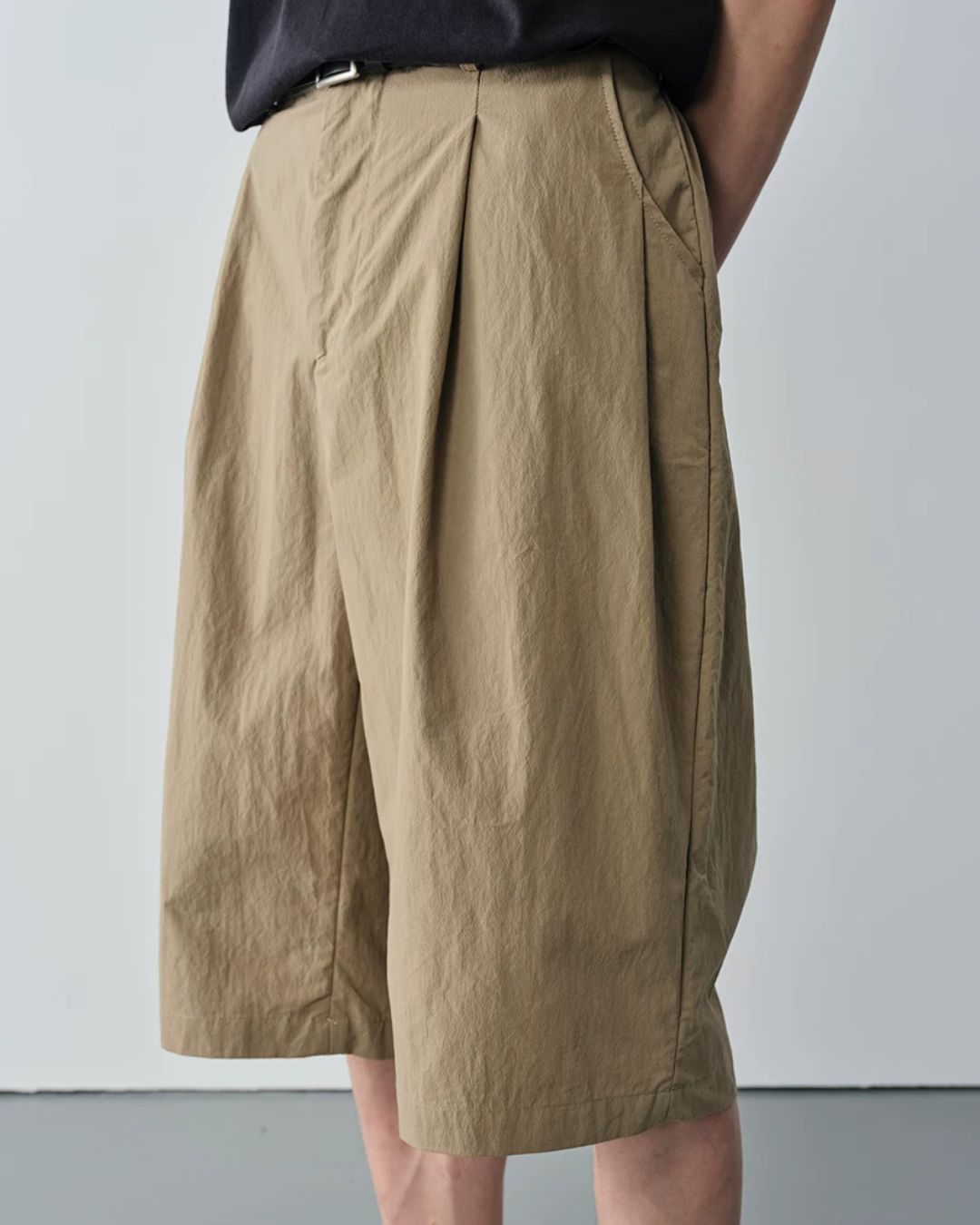 Cotton-Nylon Pleated Shorts　SP077