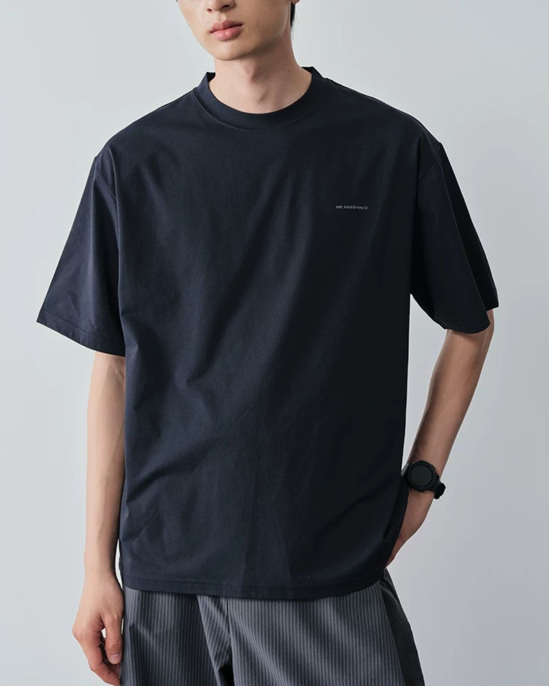 Starburst Graphic T-Shirt　ST207