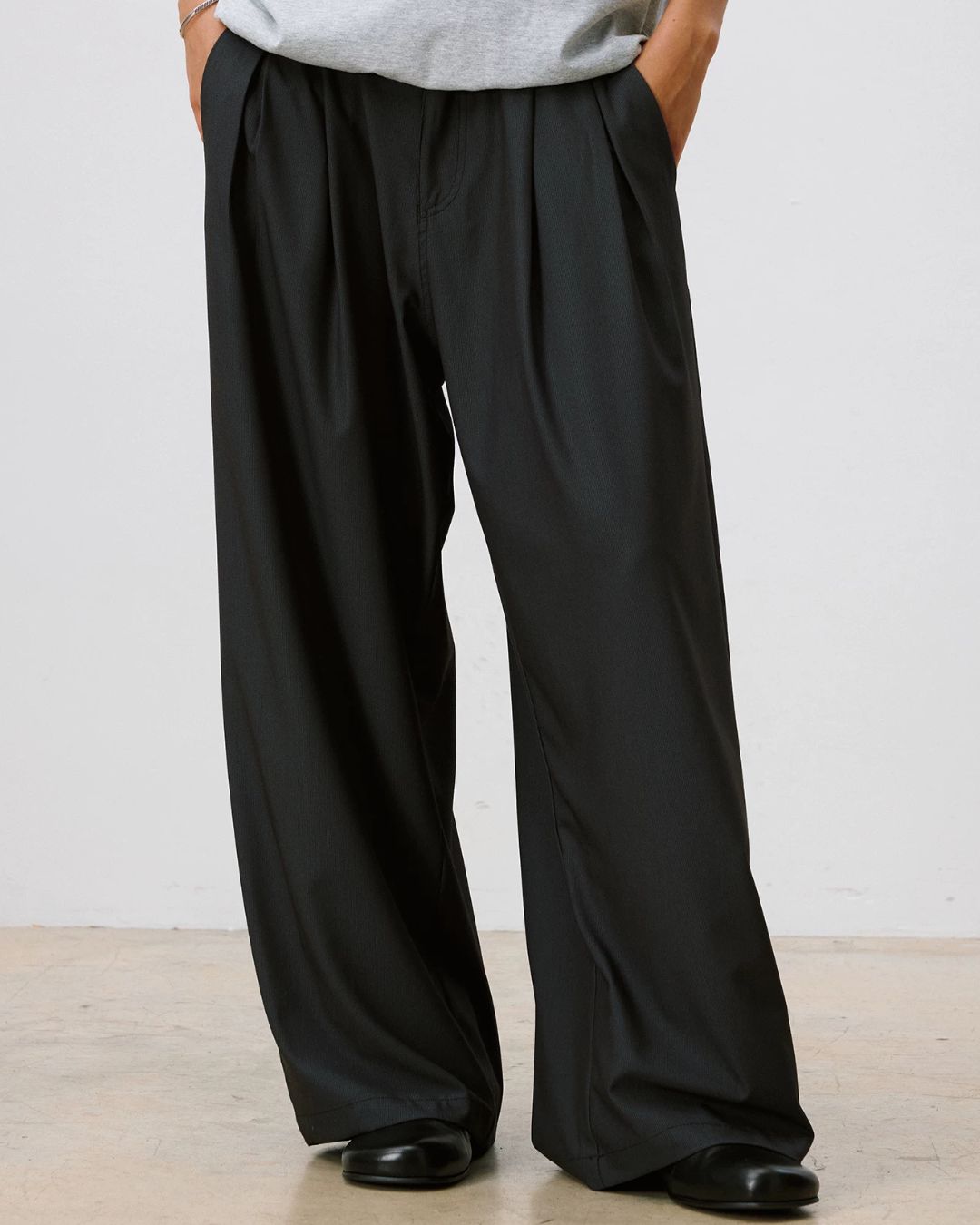 Pleated Cooling Slacks　SL002