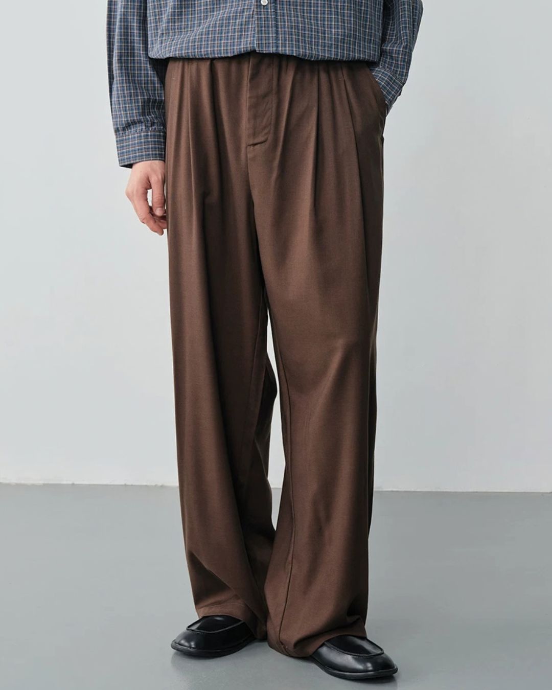 Wool Blend Tuck Wide Pants　WP119