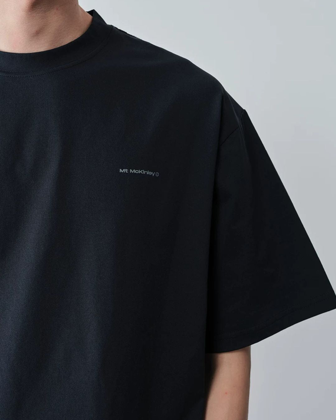 Starburst Graphic T-Shirt　ST207