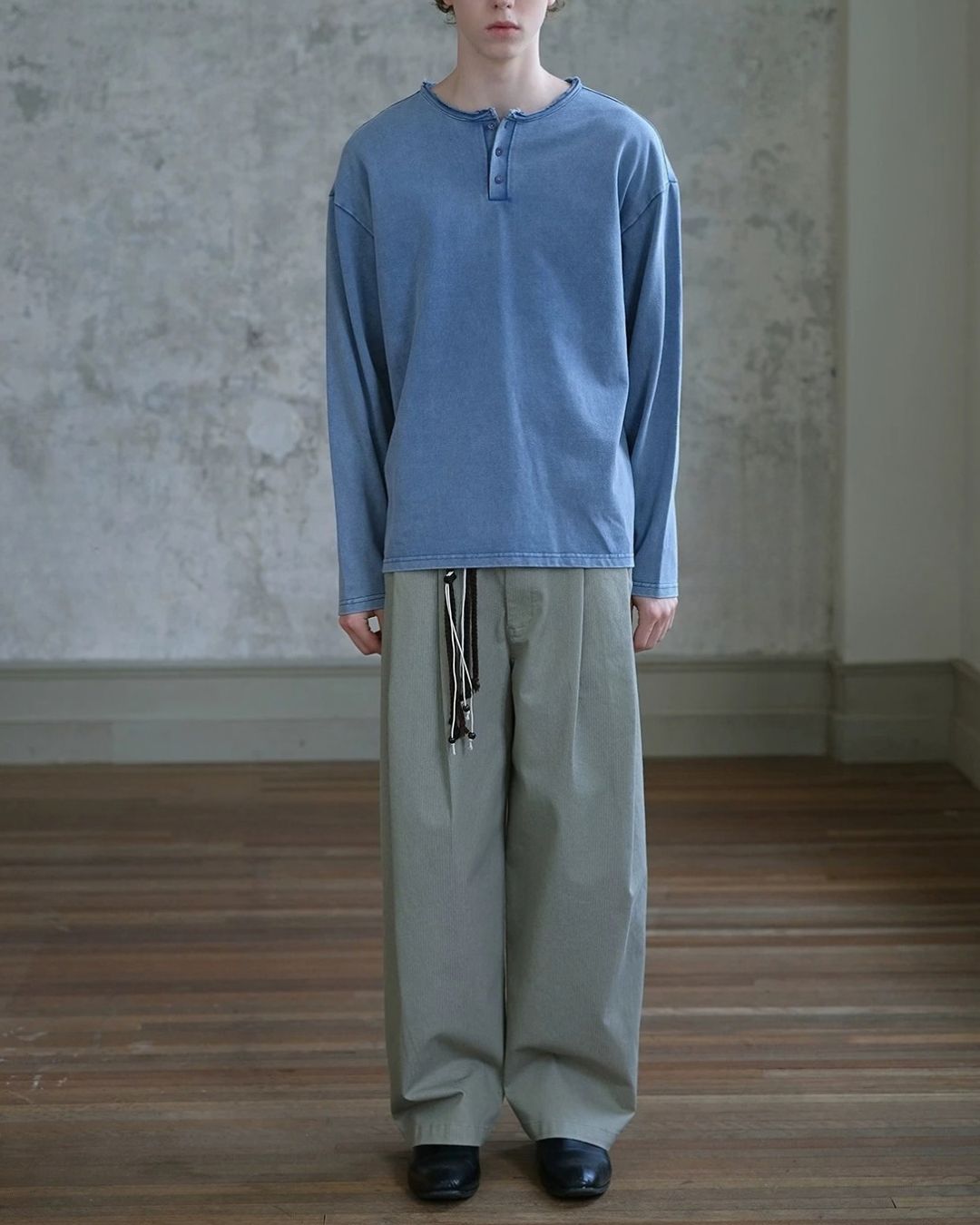 Relaxed Tuck Wide Pants　WP121