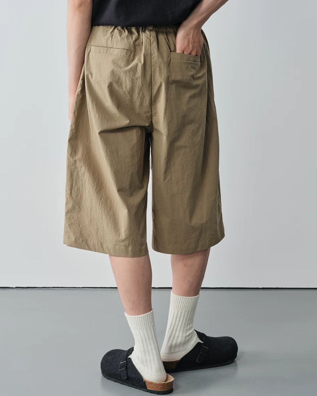 Cotton-Nylon Pleated Shorts　SP077