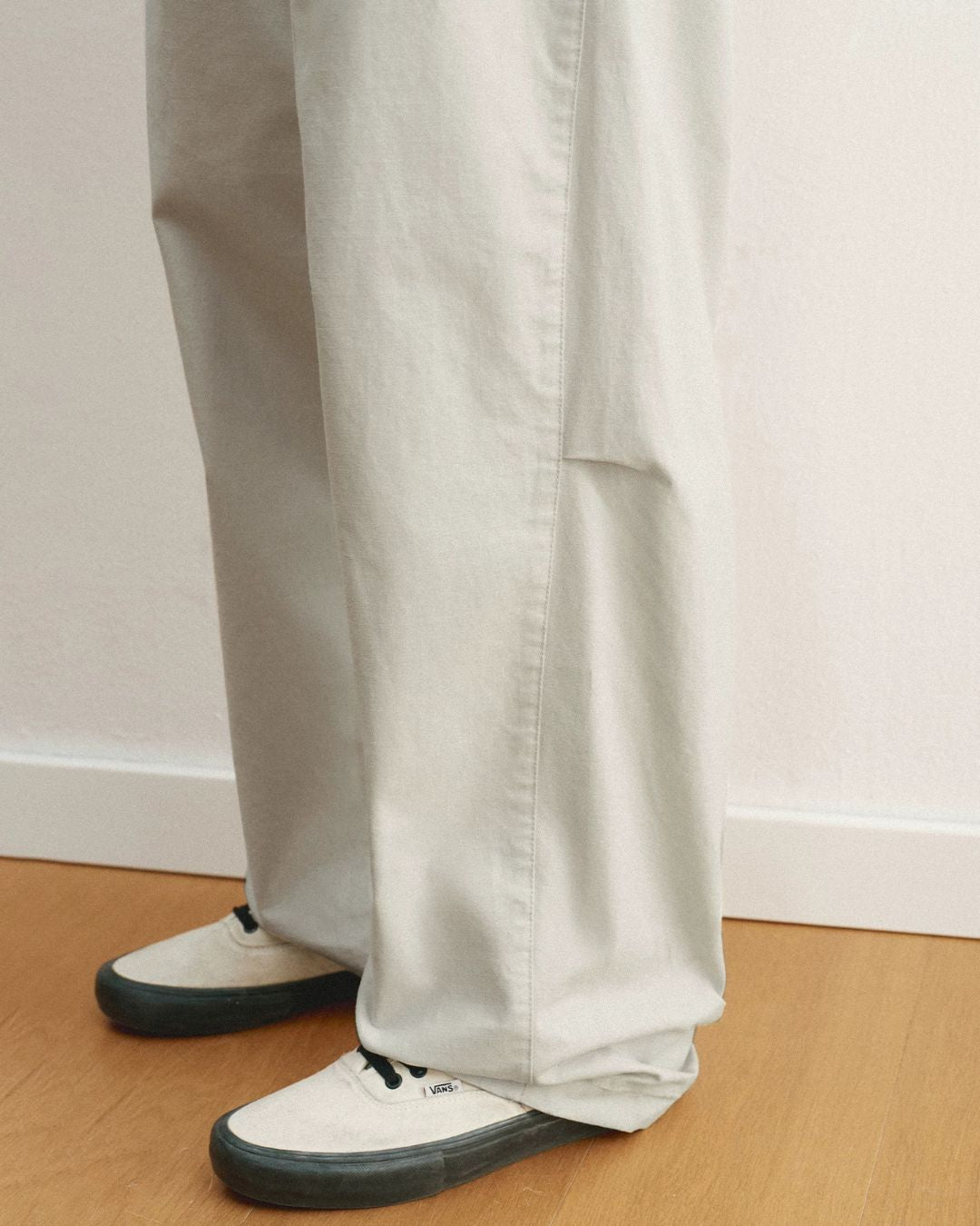Arc Tuck Wide Pants　WP120