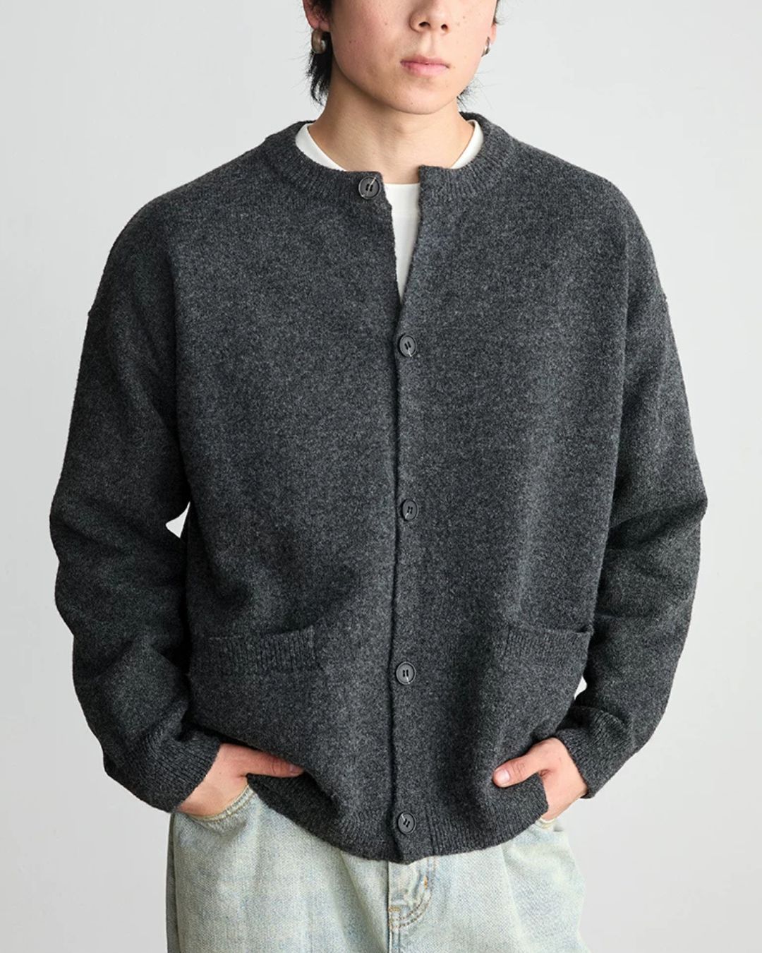 Brushed Crewneck Cardigan　KN059