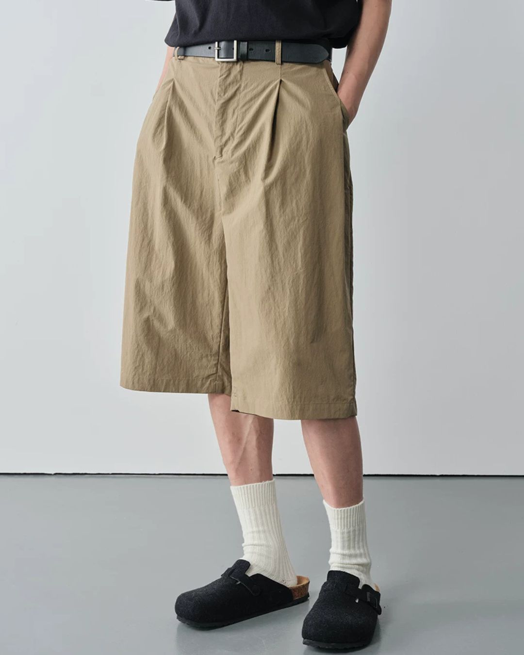 Cotton-Nylon Pleated Shorts　SP077