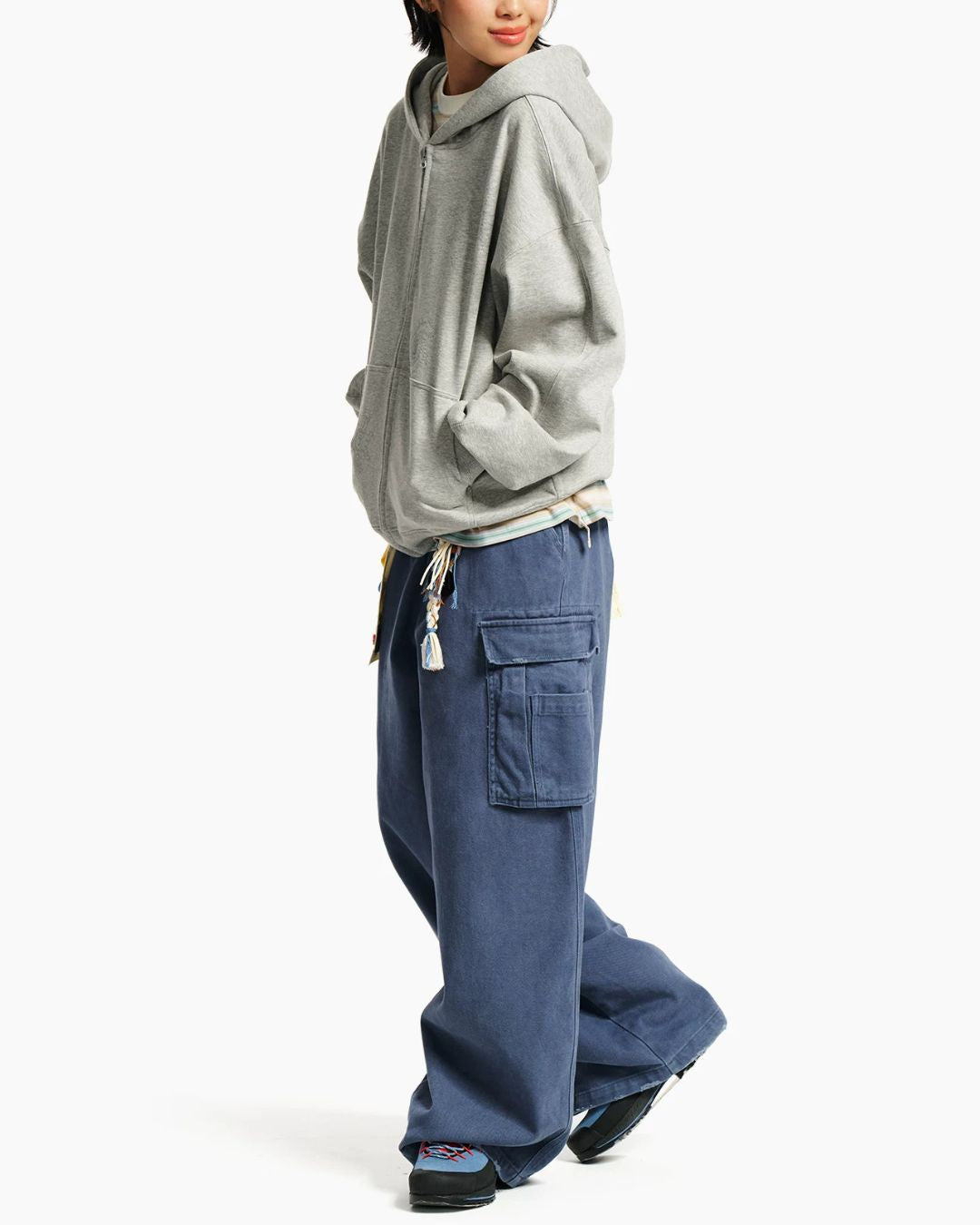 Tonal Embroidery Zip Hoodie　HD081