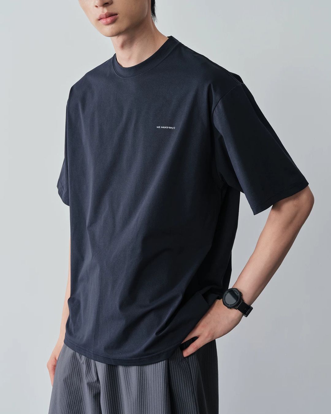 Starburst Graphic T-Shirt　ST207