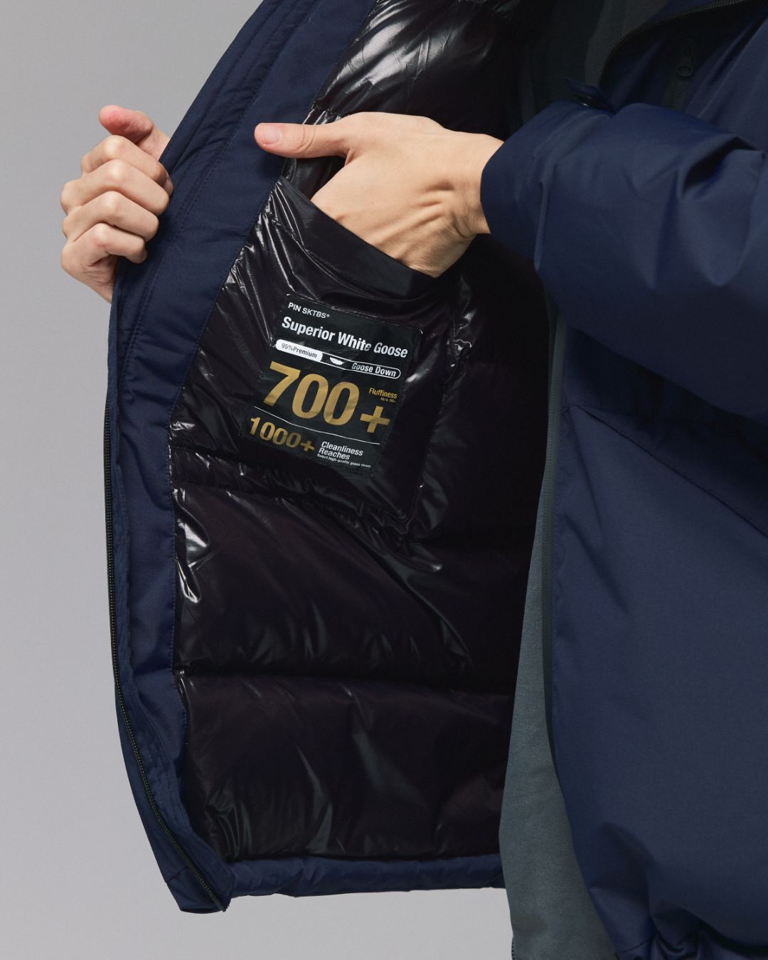 Hooded White Goose Down Jacket　DW021