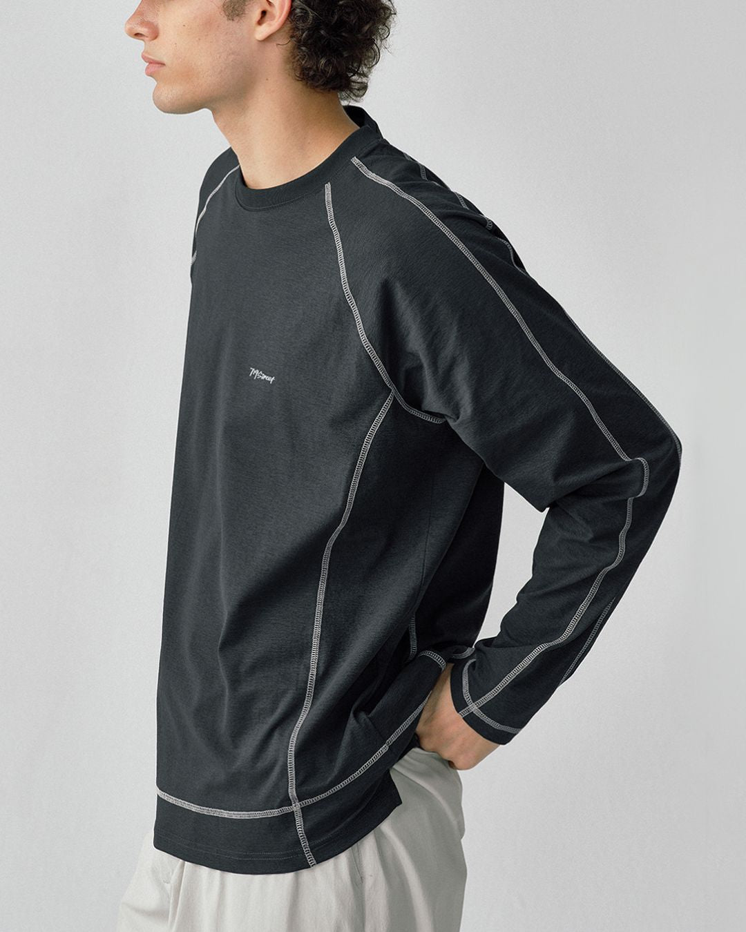 【10日以内お届け】Breathable Stitched T-shirt　LT080