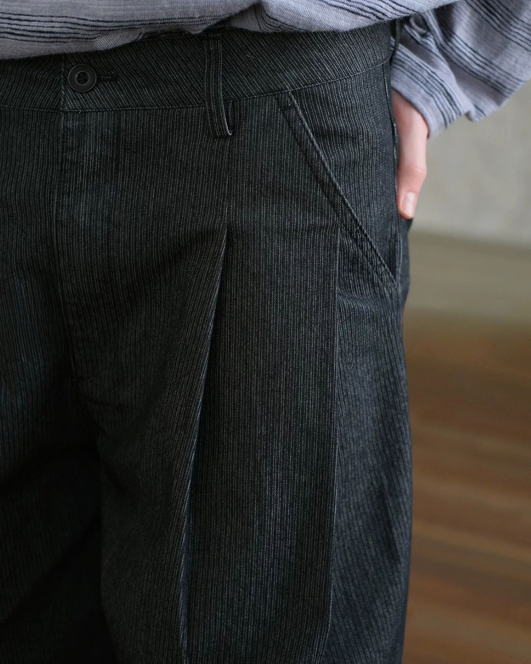 Relaxed Tuck Wide Pants　WP121