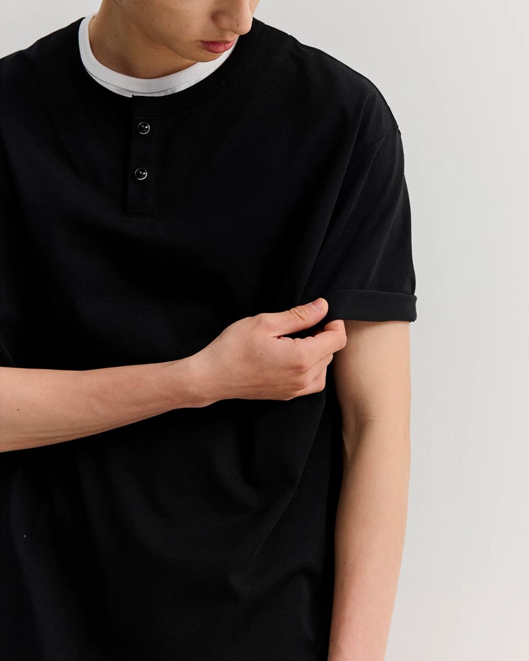 Relaxed Dry Henley Neck T-Shirt　ST222