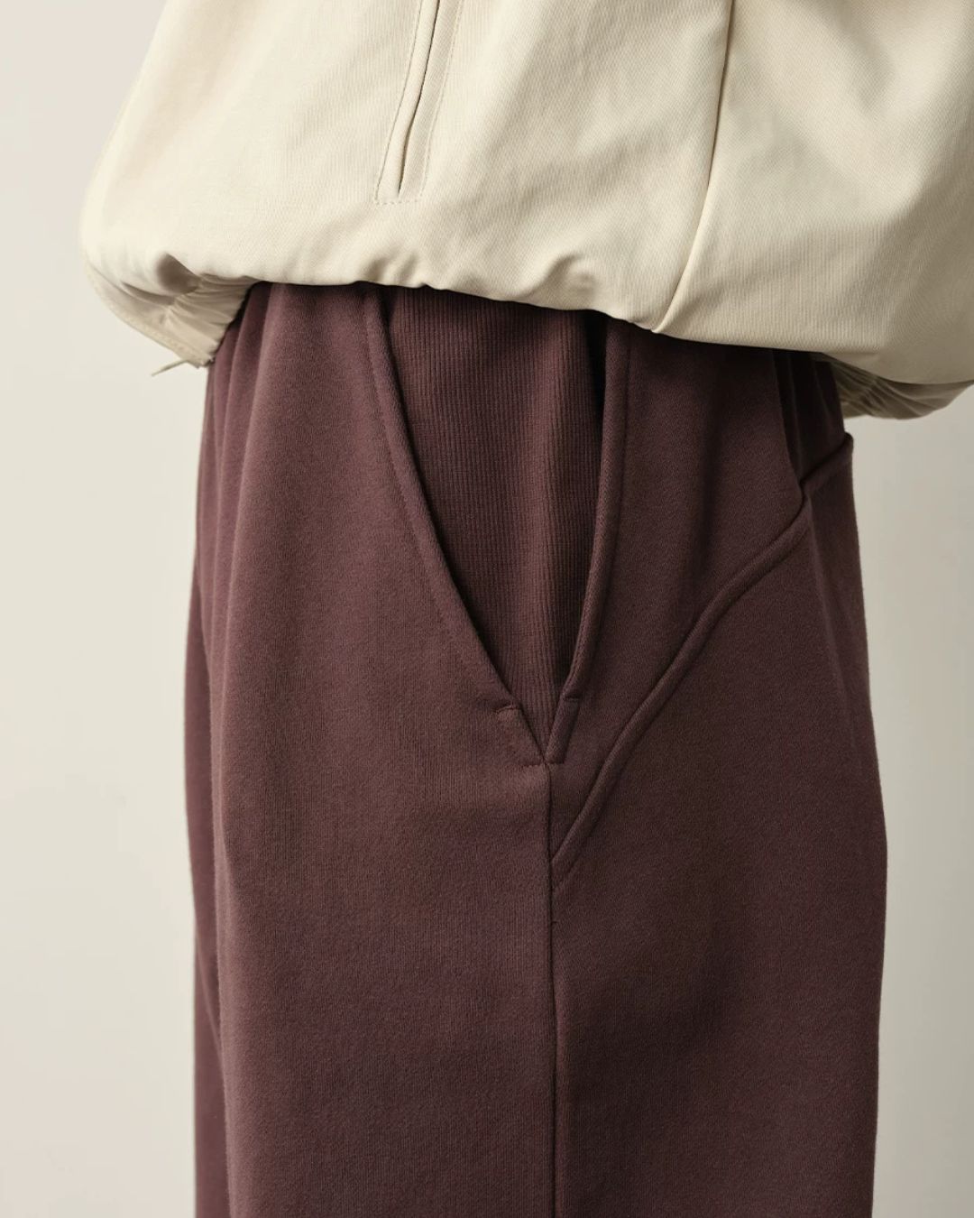 Arc Seam Sweat Pants　TP032
