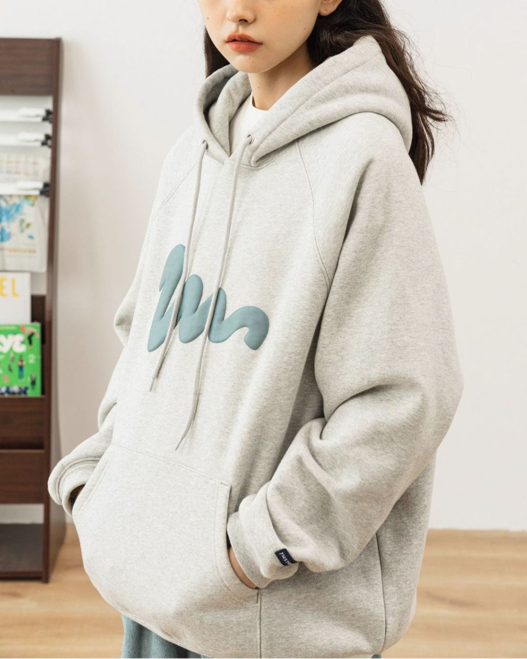 Painted Logo Hoodie　HD011